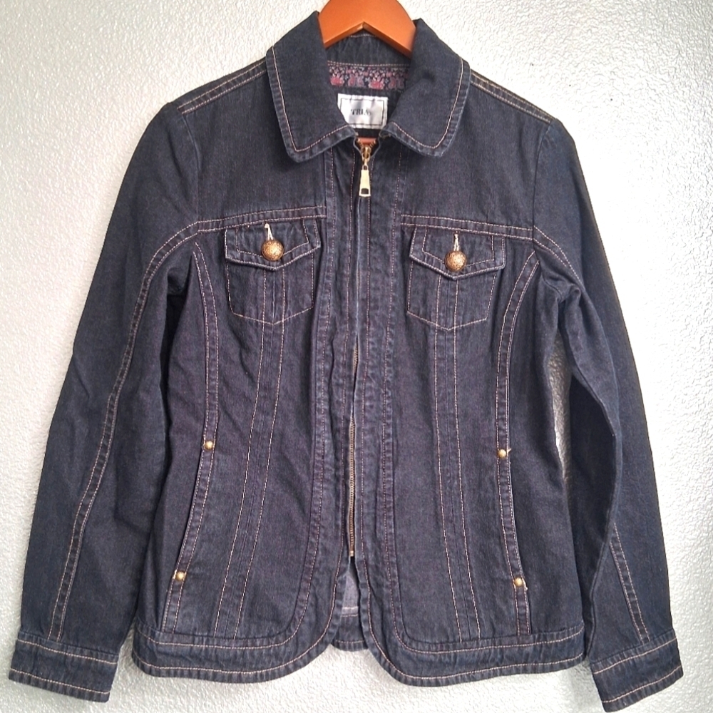 Tria Dark Wash Front Zip Closure Jean Jacket      Size S